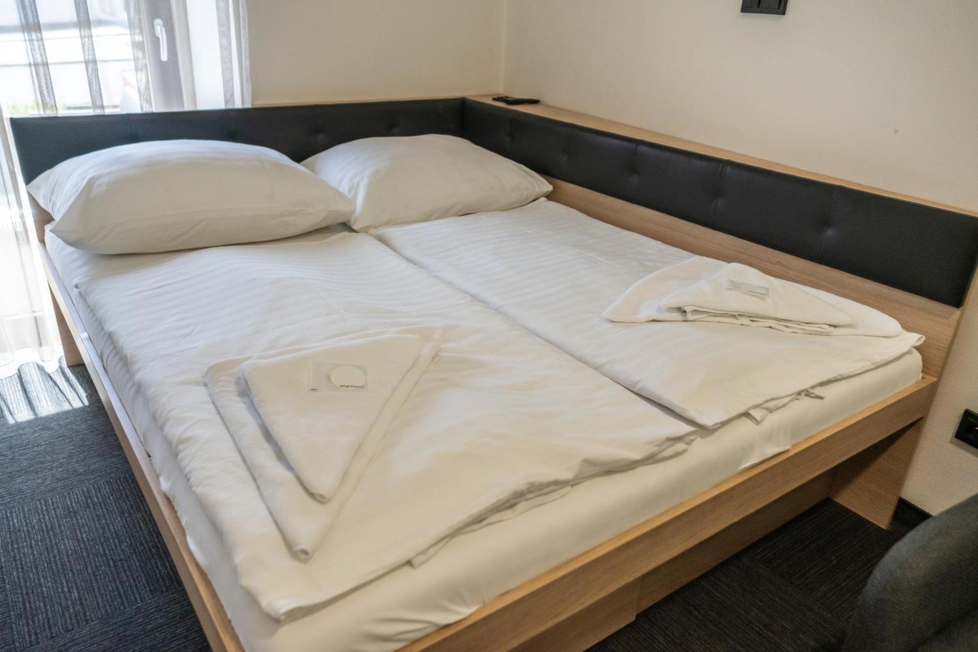 Hotel Πίλζεν Εξωτερικό φωτογραφία