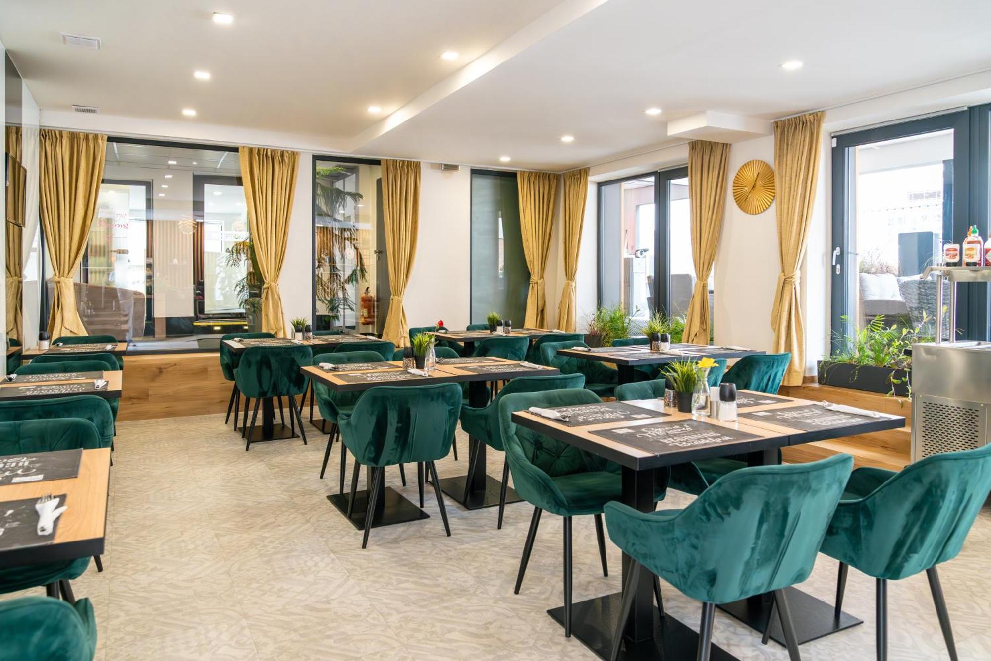 Hotel Πίλζεν Εξωτερικό φωτογραφία
